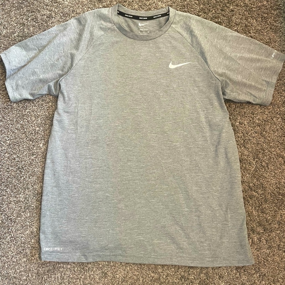Nike | Men's Heathered Short-Sleeve Hydroguard Swim Shirt | Particle Grey | S: M